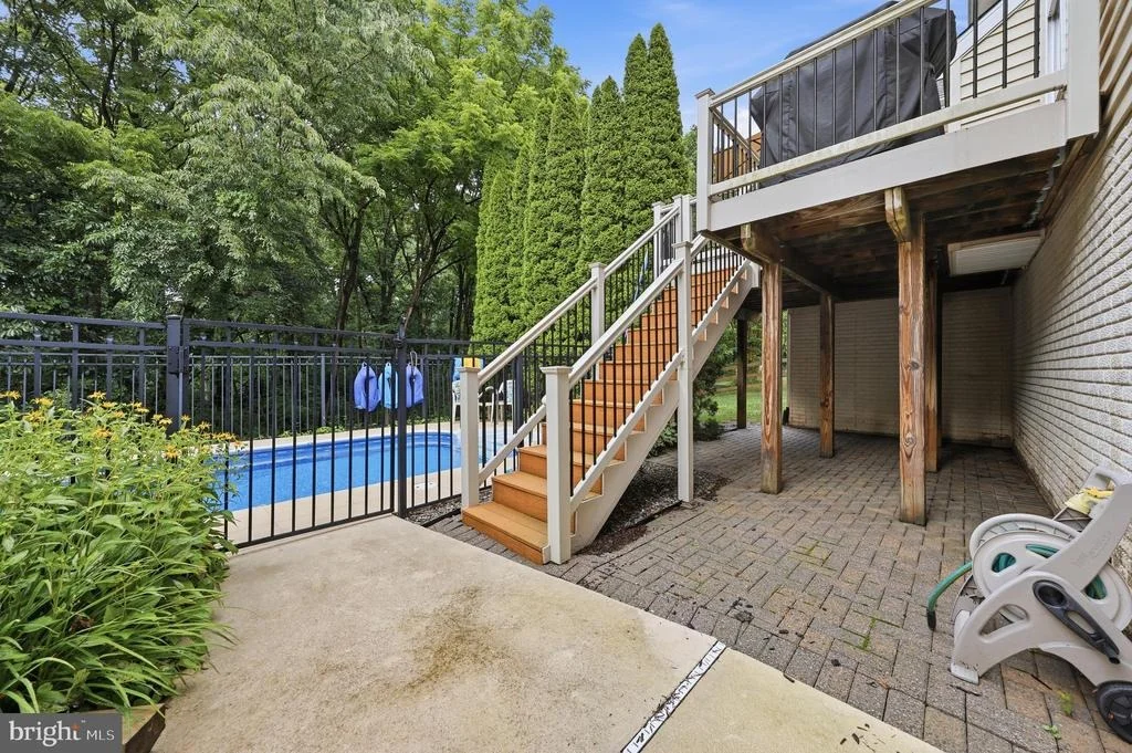 Photo of 3934 SWEET BRIAR LANE