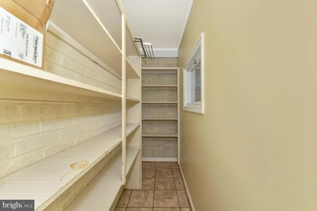 Photo of 406 LEE PLACE