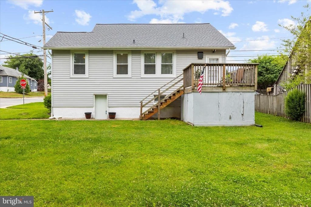Photo of 40 HAMPTON ROAD