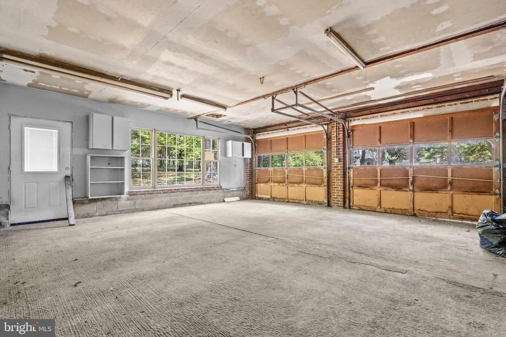 Photo of 12404 WALLACE LANE