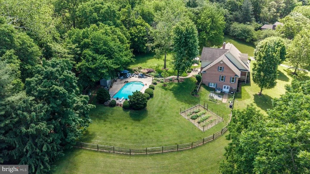 Photo of 6742 DEER SPRING LANE