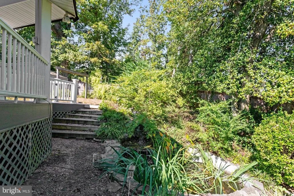 Photo of 6808 HOUNDMASTER ROAD