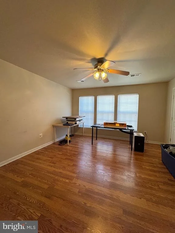 Photo of Unit 34A at 1814 POOLSIDE LANE