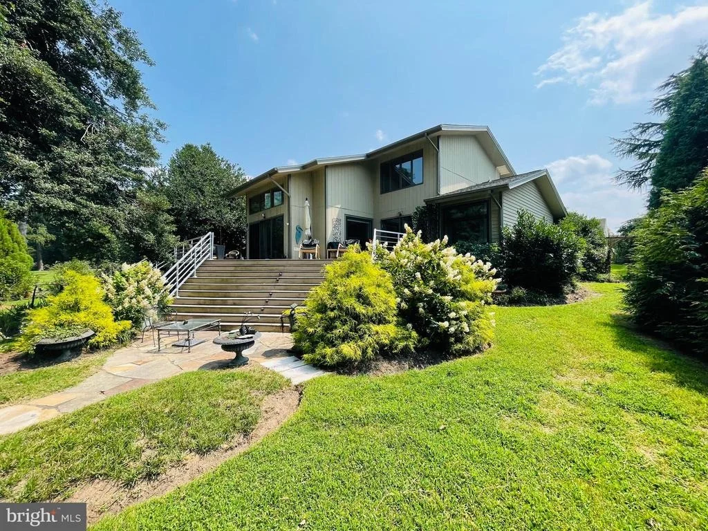 Photo of 31057 EDGEWATER DRIVE