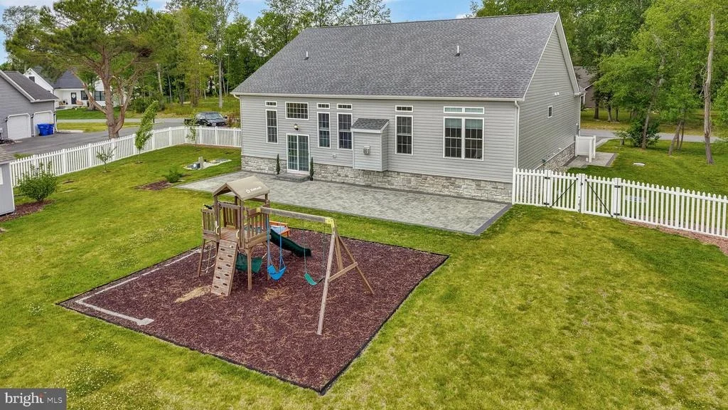 Photo of 26 BEACON CIRCLE