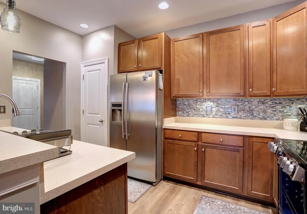 Photo of 5901 LYNBROOK ROAD