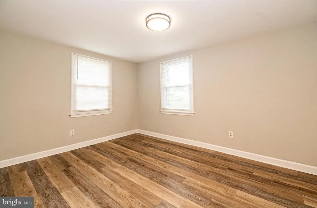 Photo of 5107 LAUREL AVENUE
