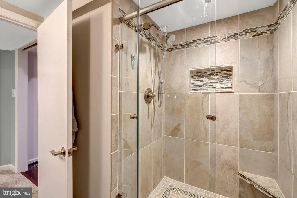 Photo of 3907 FAIRVIEW DRIVE