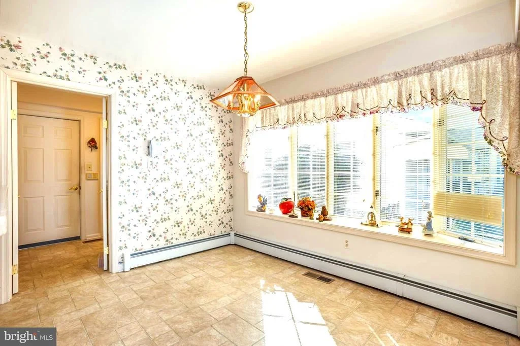 Photo of 7252 MEADOW LANE
