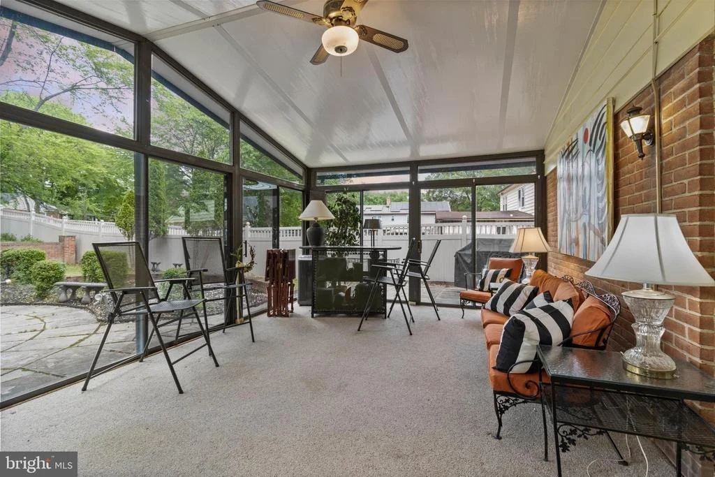 Photo of 2609 VILLAGE LANE
