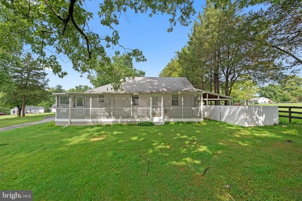 Photo of 15808 THOMPSON ROAD