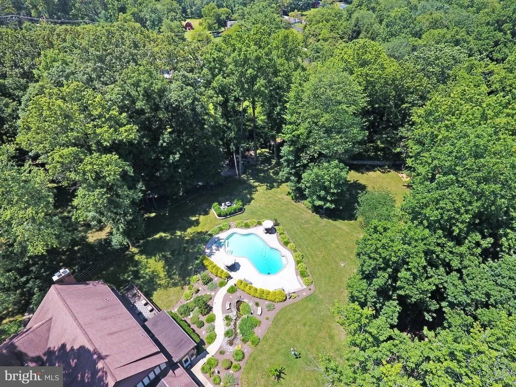 Photo of 24930 DUNNAVANT DRIVE