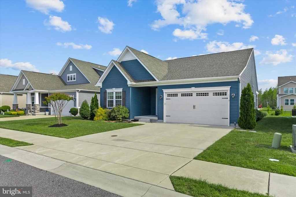 Photo of 17 LUZERNE DRIVE