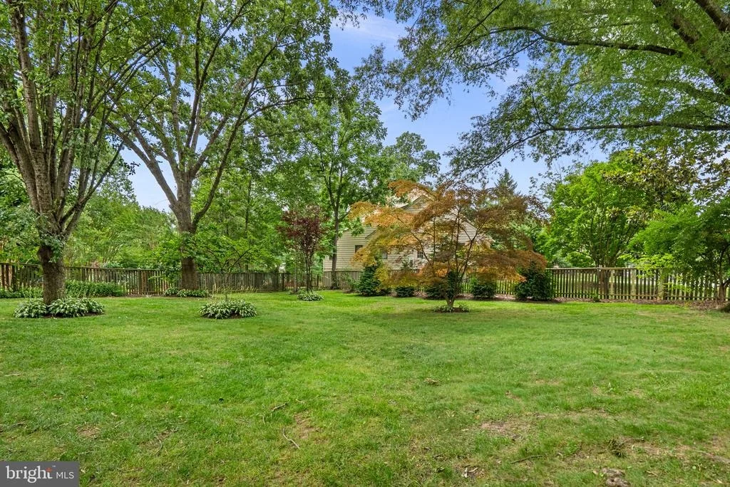 Photo of 5820 MAGIC MOUNTAIN DRIVE