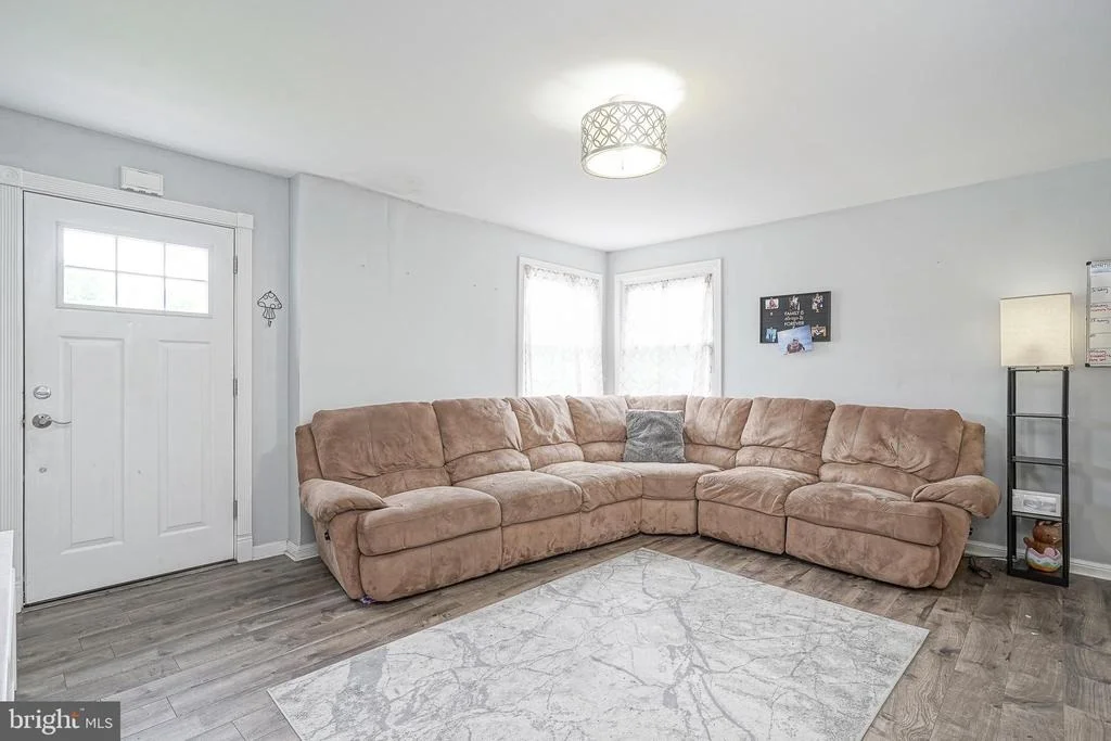Photo of 35 SAINT CHARLES PLACE