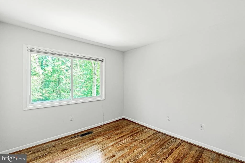 Photo of 11216 LEATHERWOOD DRIVE
