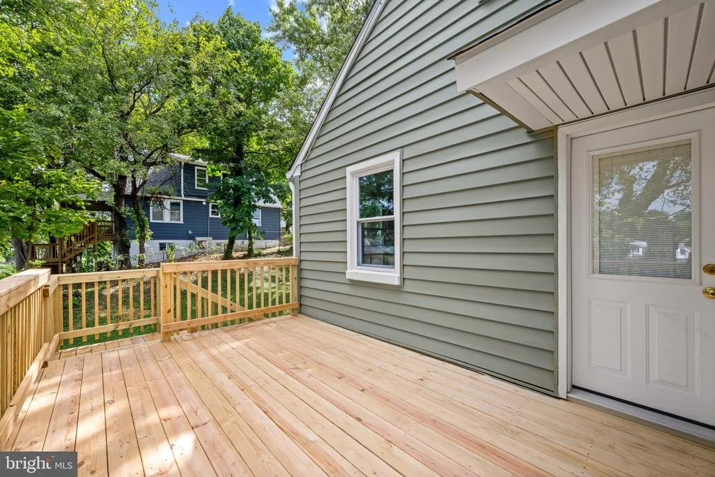 Photo of 210 4TH AVENUE