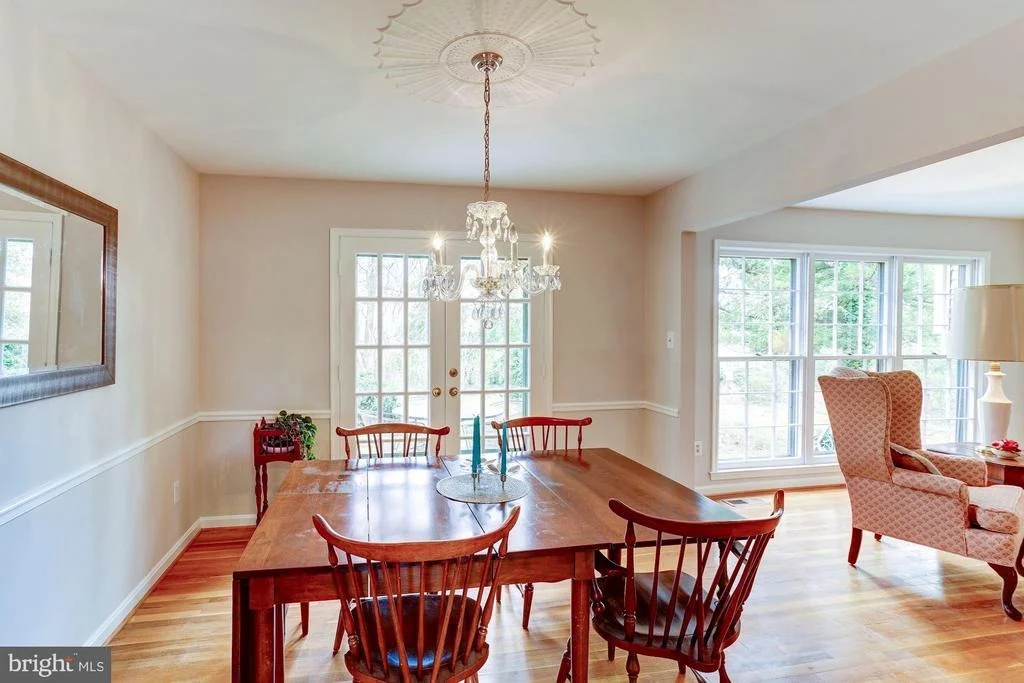 Photo of 2507 W MEREDITH DRIVE