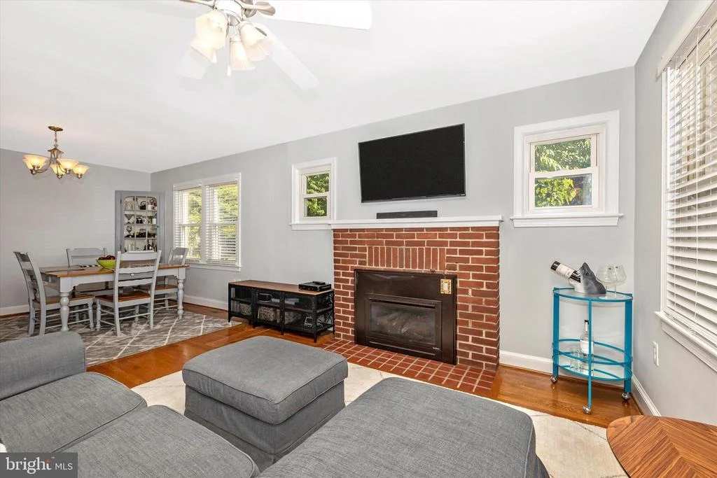 Photo of 25216 OAK DRIVE