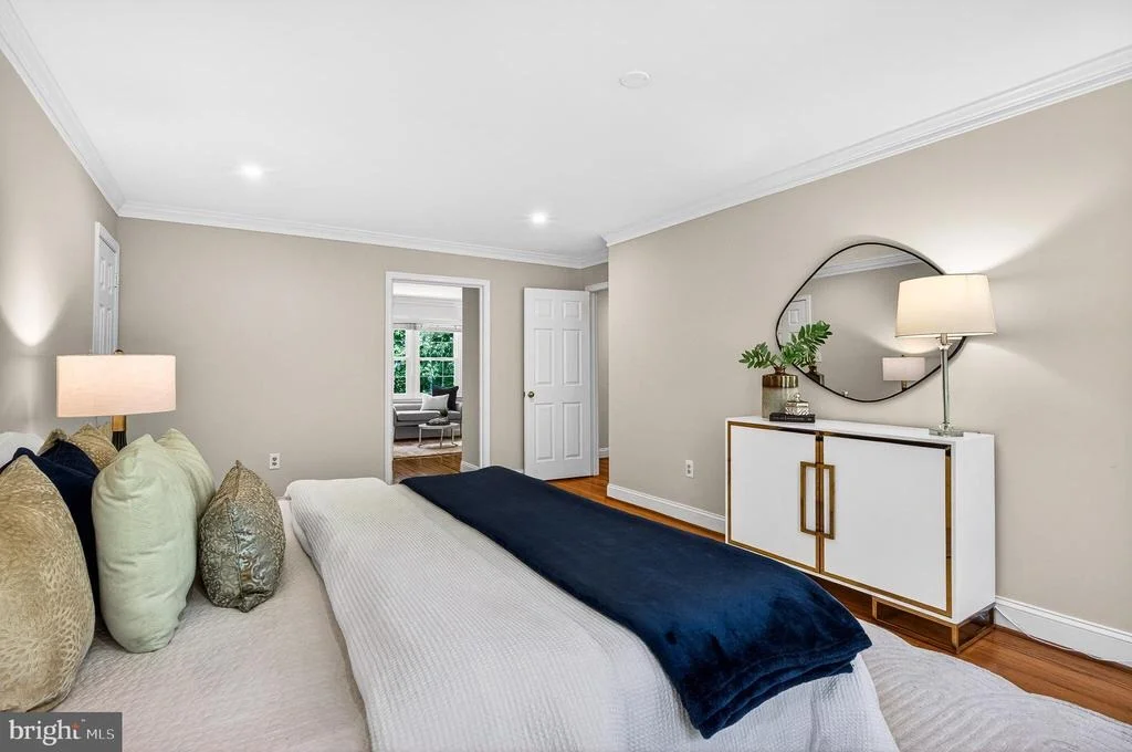 Photo of 1808 BATTEN HOLLOW ROAD