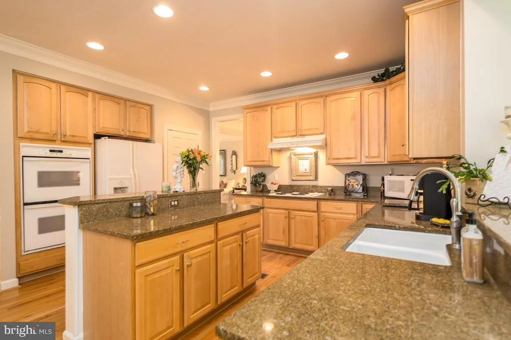Photo of 4408 WINDING OAK DRIVE