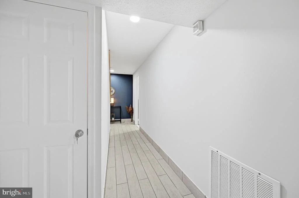 Photo of 12101 GATEWATER DRIVE