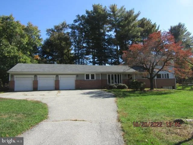 Photo of 400 VIERLING DRIVE