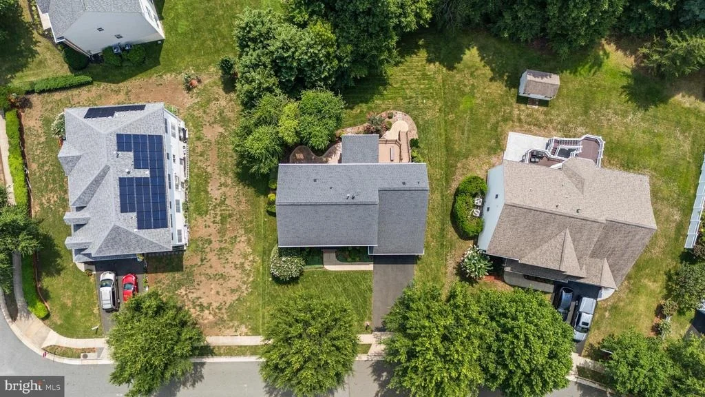 Photo of 16505 MURRAY PLACE
