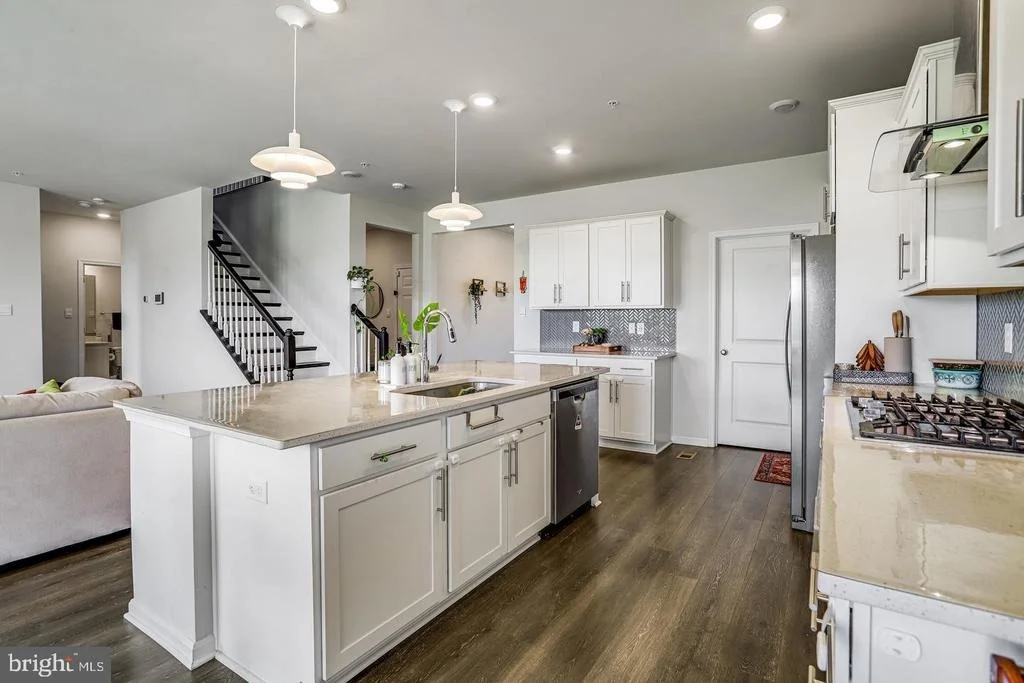 Photo of 504 CARROLL WALK AVE