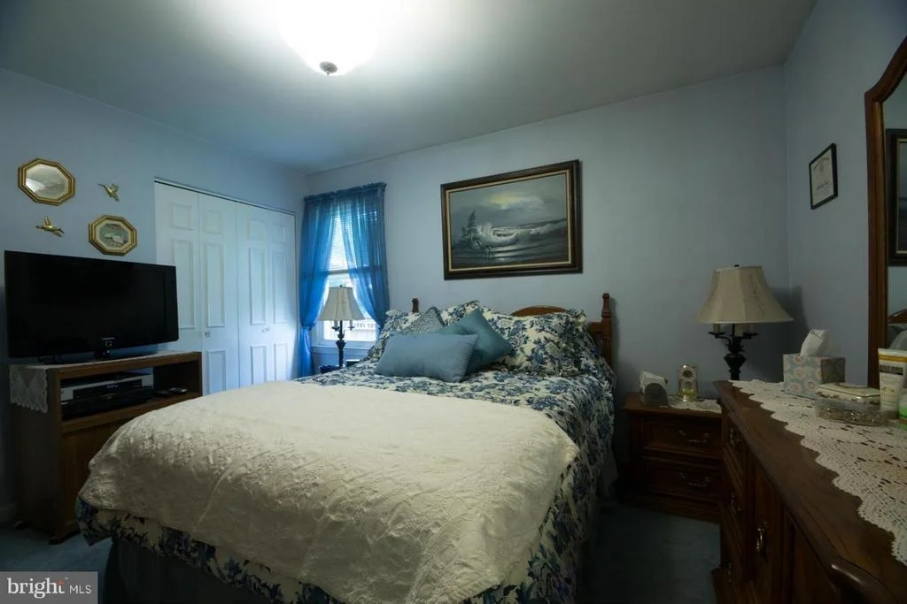 Photo of 1321 CALVERT BEACH ROAD