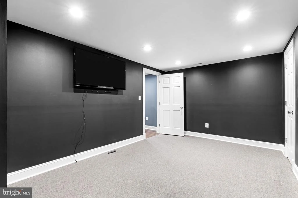 Photo of 13311 FALLS ROAD