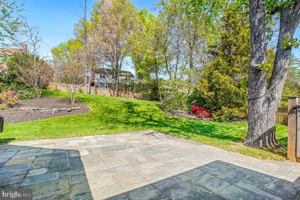 Photo of 2003 STRATTON DRIVE