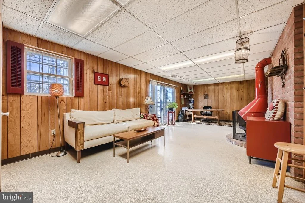 Photo of 857 GLEN ALLEN DRIVE