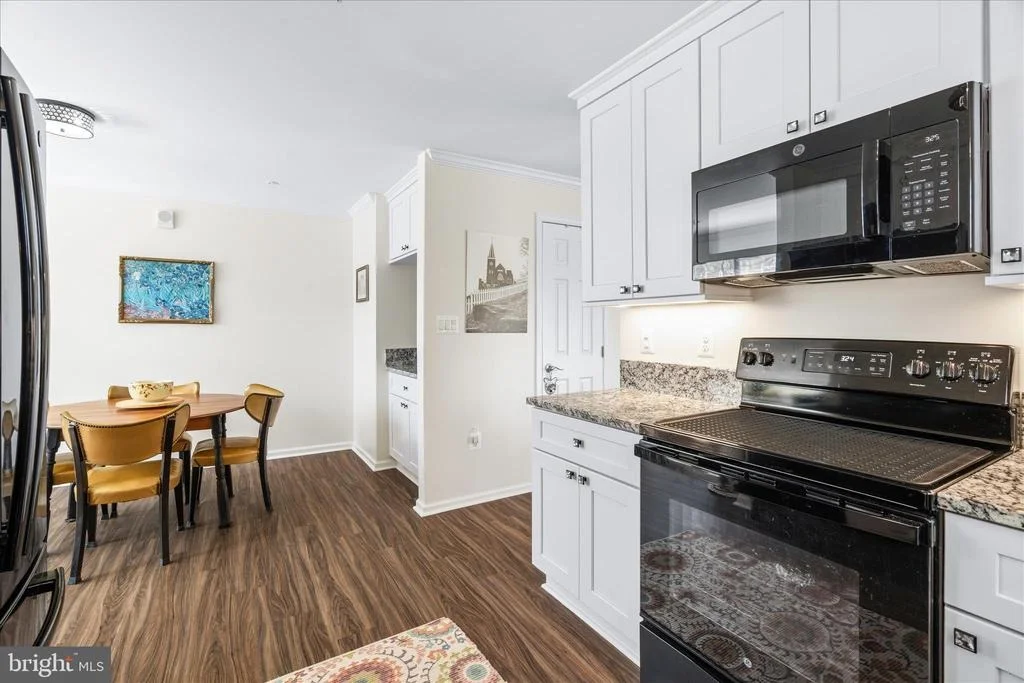 Photo of Unit 2C at 2507 SHELLEY CIRCLE