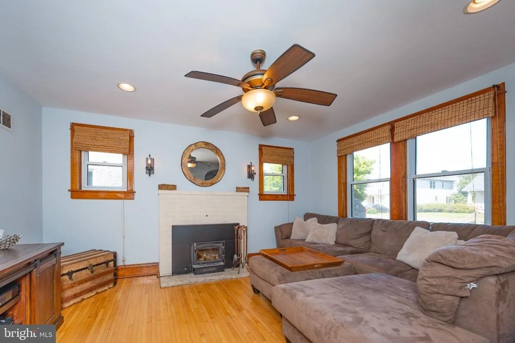Photo of 515 LOCUST AVENUE