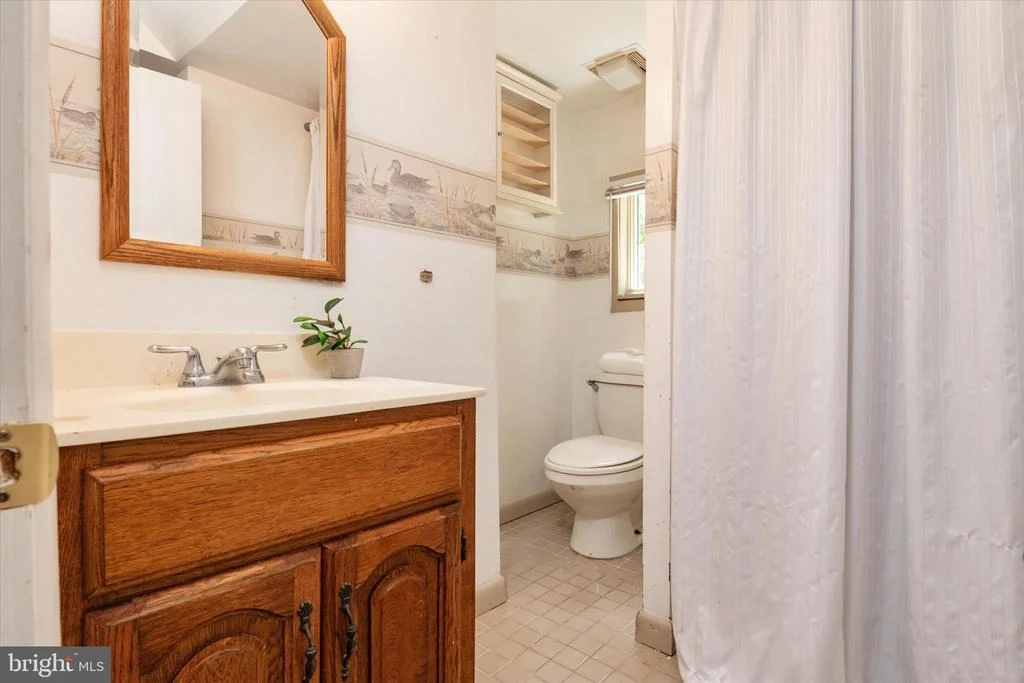 Photo of 2194 HALLMARK COURT