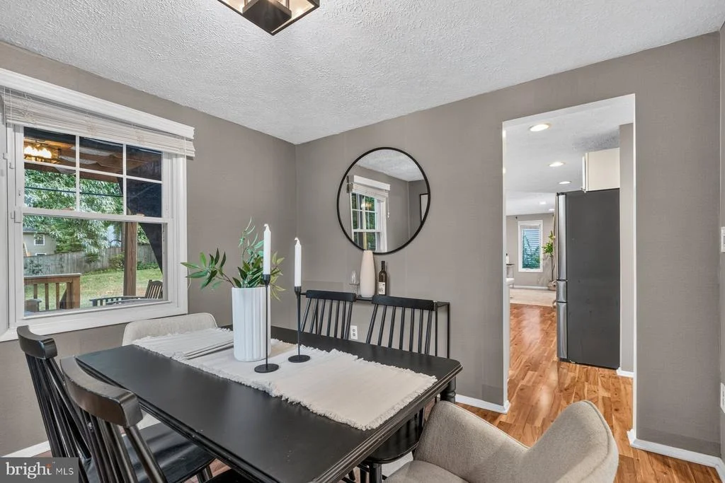 Photo of 935 MARINE DRIVE