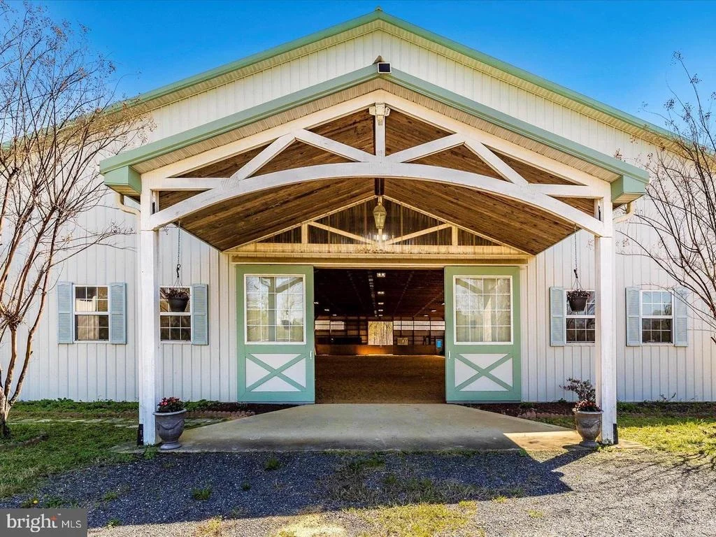 Photo of 15104 GARDNER ROAD