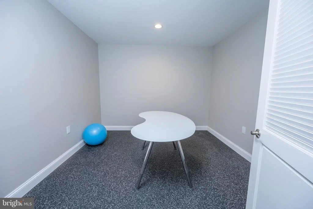Photo of 1001 SUTTER LANE