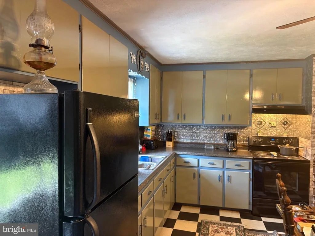 Photo of 2242 SHELBY ROAD