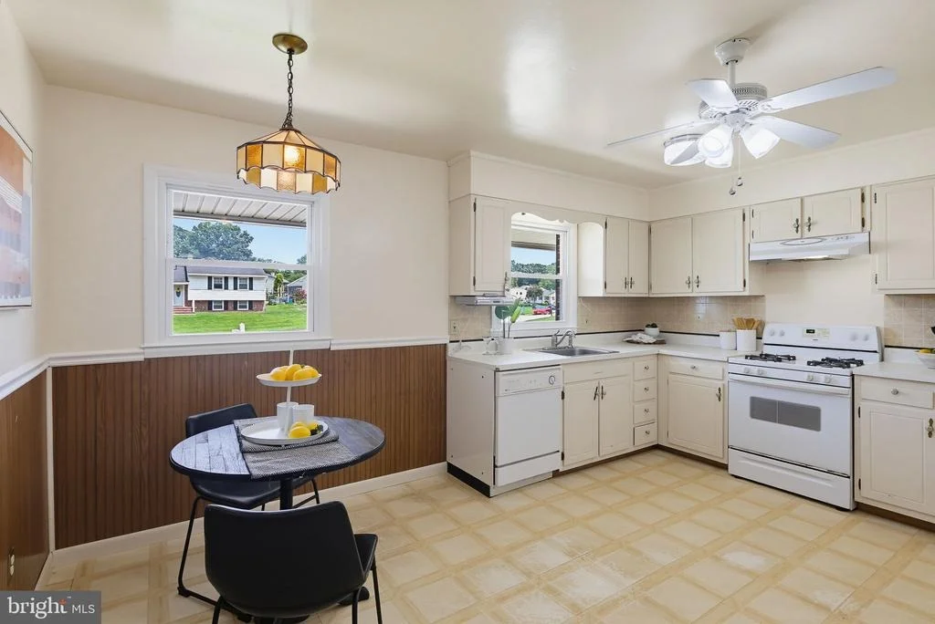 Photo of 8916 KILKENNY CIRCLE