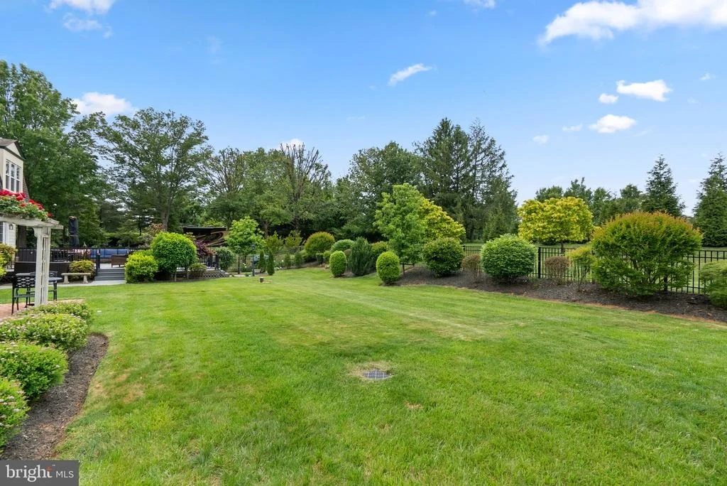 Photo of 21108 GOLF ESTATES DRIVE