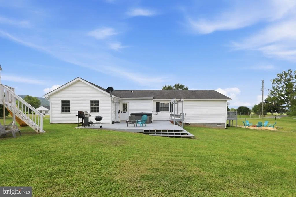 Photo of 204 HILLIARDS DRIVE
