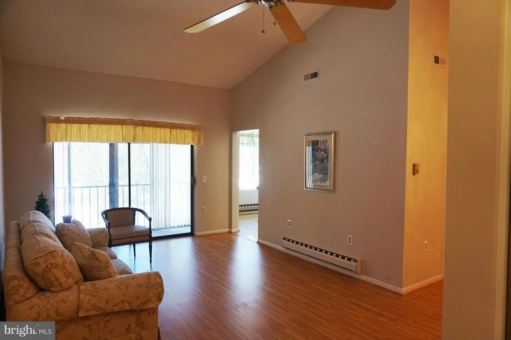 Photo of Unit 3E at 15320 PINE ORCHARD DRIVE