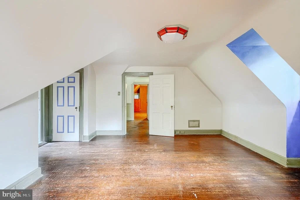 Photo of 15 W COLD SPRING LANE