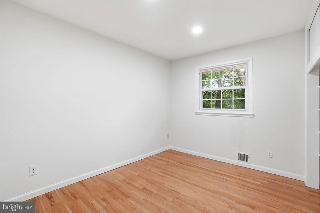Photo of 5304 PILLOW LANE