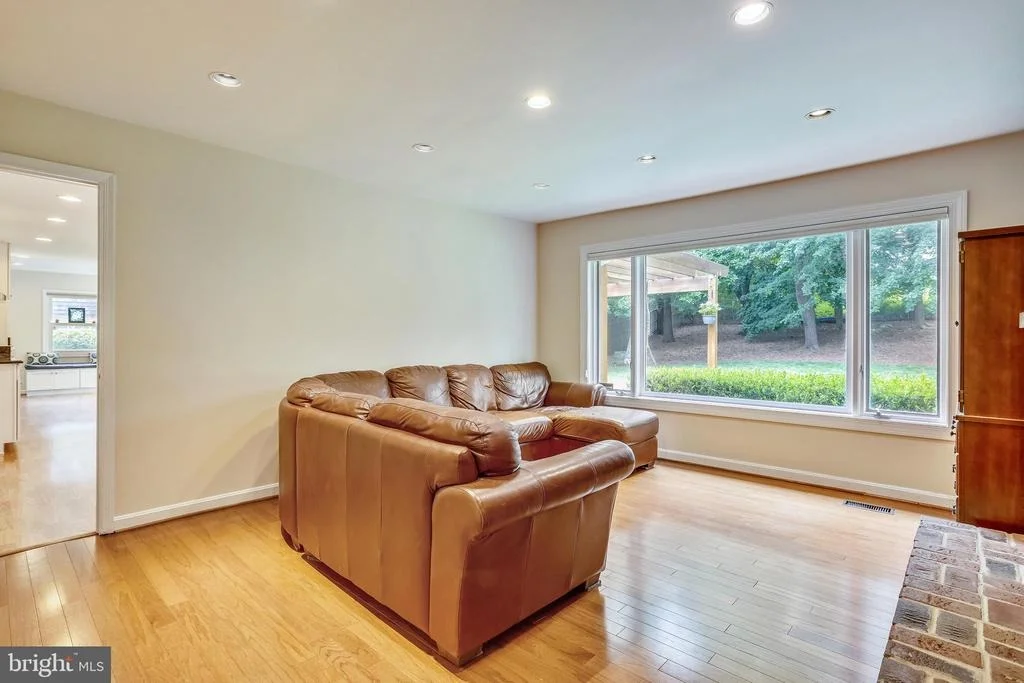 Photo of 14020 RIPPLING BROOK DRIVE