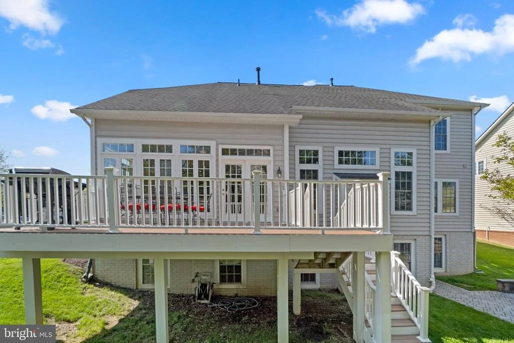 Photo of 9116 BOWLING GREEN DRIVE