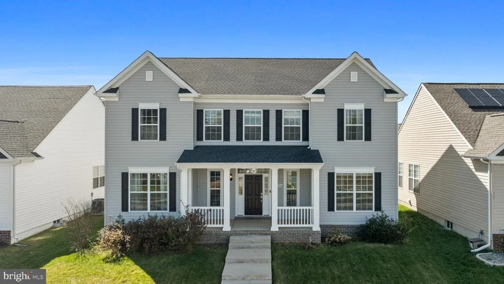 Photo of 23324 LINDSAY DRIVE