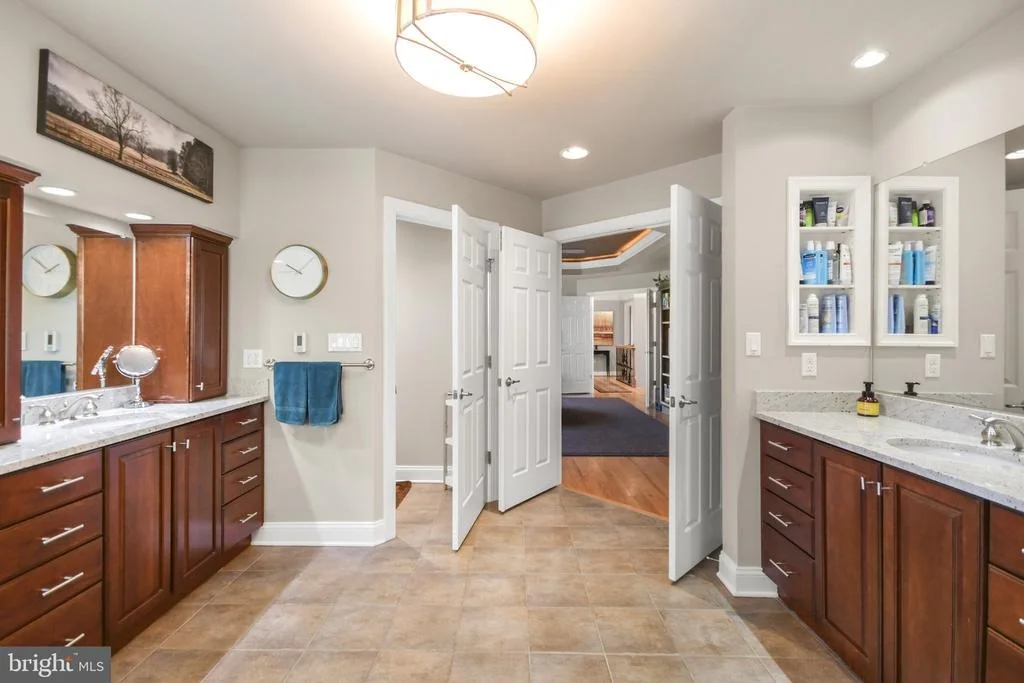 Photo of 4606 MOCKINGBIRD LANE
